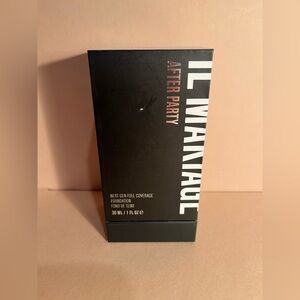 IL MAKIAGE After Party Foundation sealed in box